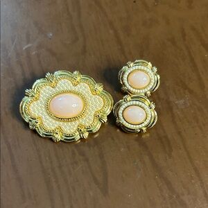 Avon Elegant Gold Tone and Pink Brooch and Clip-On Earrings!